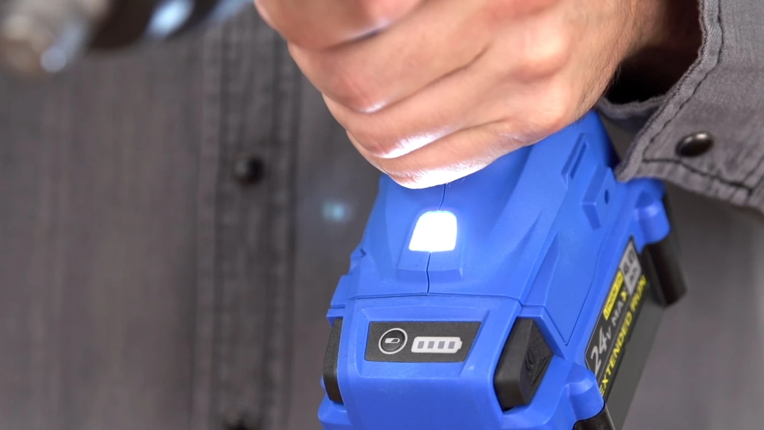 Kobalt Impact Wrench Wrench Max 24-Volt 1/2-In Impact Variable Speed Cordles Included) Drive Brushles - Image 7