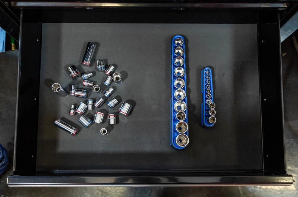 Kobalt Tool Rubber-Coated, Steel 12-In 6-In Magnetic Storage - Image 11