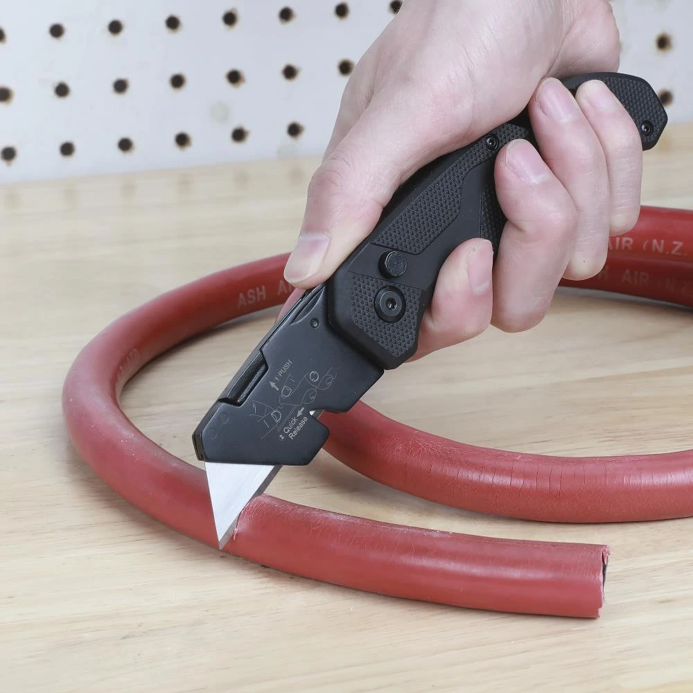 Kobalt Knife 31-Blade Folding Utility - Image 2