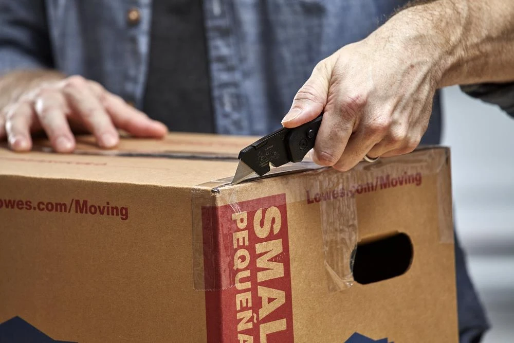 Kobalt Knife 31-Blade Folding Utility - Image 4