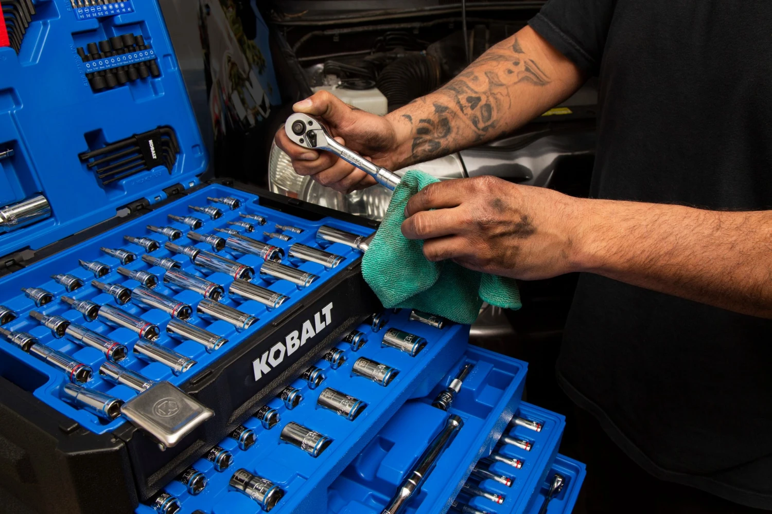 Kobalt Set Chrome 3/8-In) 250-Piece (1/4-In; Mechanic Standard (Sae) Metric Combination Polished - Image 11