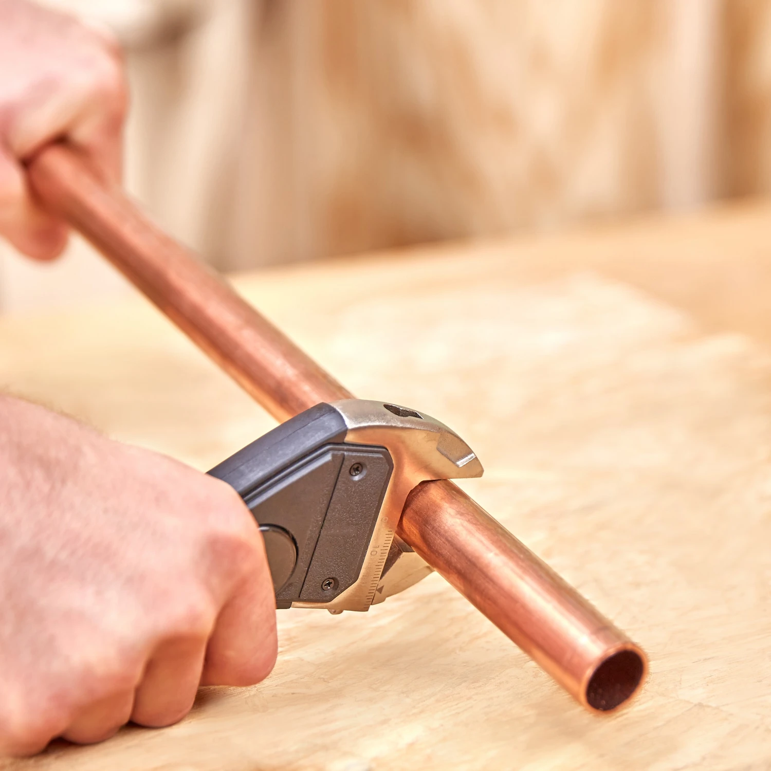 Kobalt Wrench Plastic Steel 8-In Adjustable Rapid Adjust - Image 4