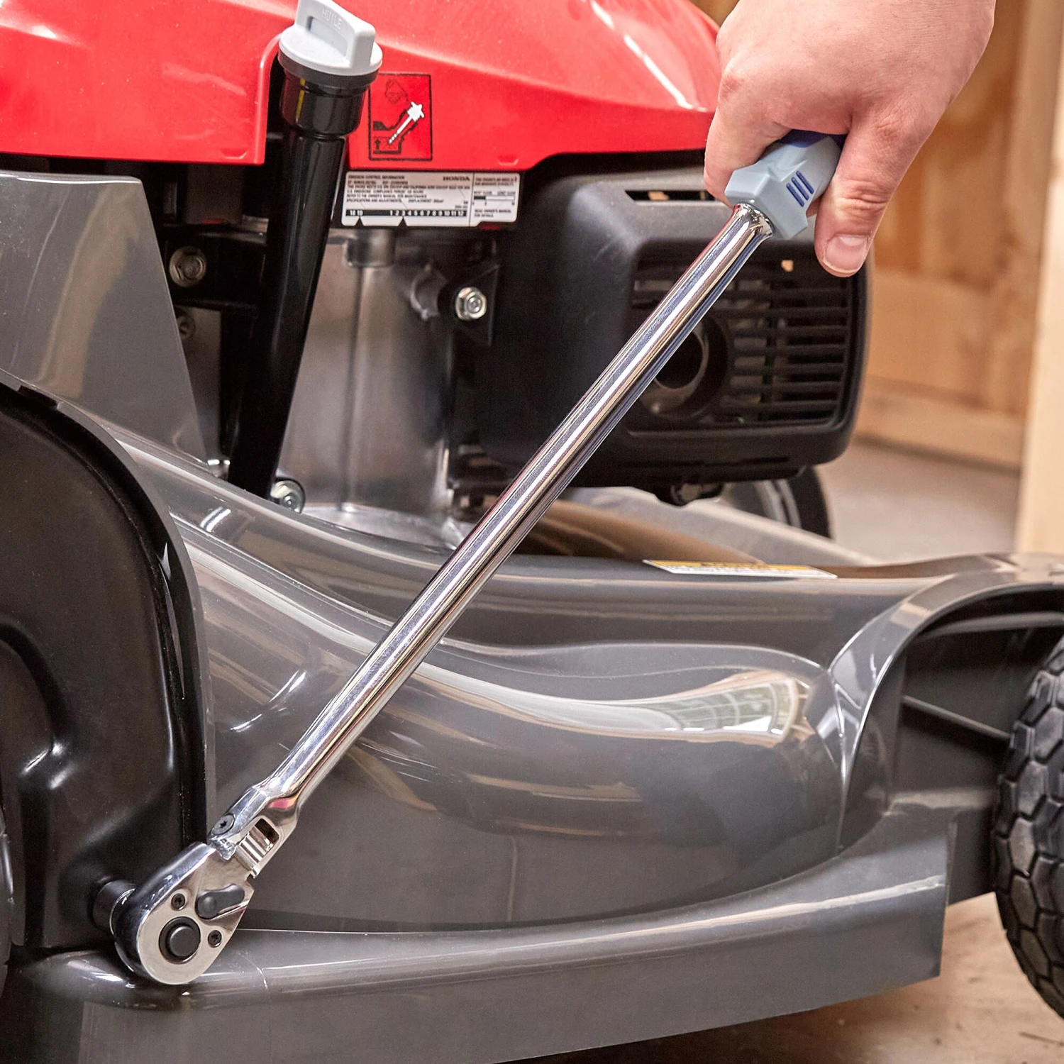 Kobalt Set Ratchet 3/8-In 36-Tooth Quick-Release Standard Flexible Drive Head - Image 4