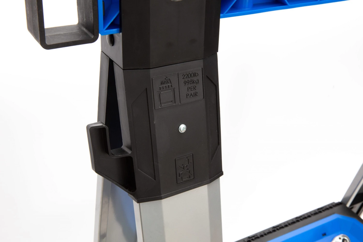 Kobalt Saw Horse Pp Steel 30.63-In W X 33.5-In H Construction Adjustable Capacity) - Image 5