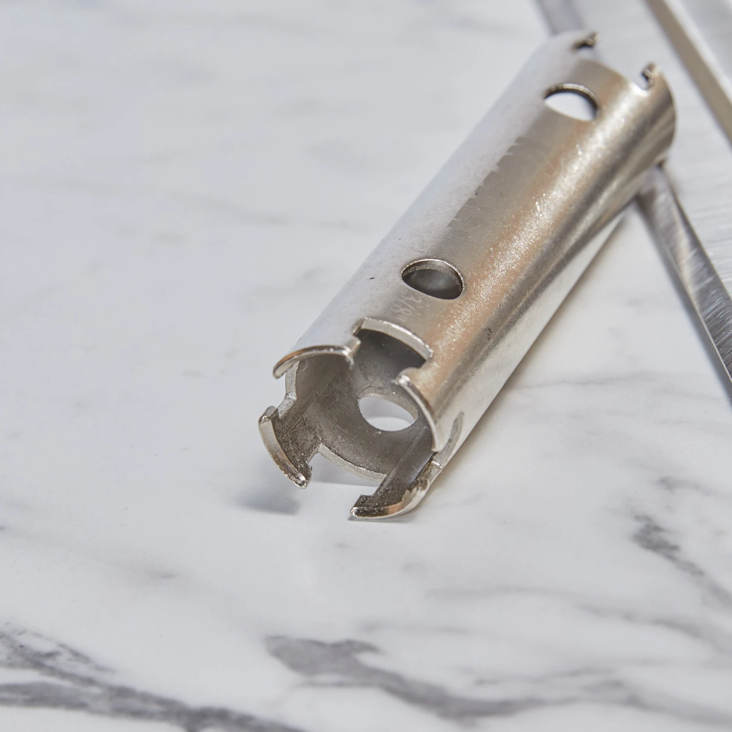 Kobalt Strainer Wrench Specialty Plumbing Basket - Image 3