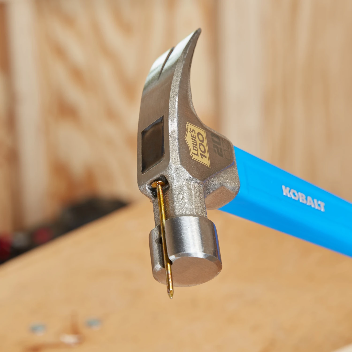 Kobalt Steel Head Hammer Claw Hammer Fiberglas 20-Oz 100-Year Anniversary Smooth Face - Image 3