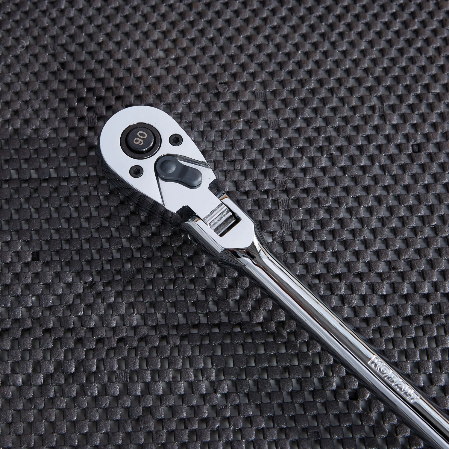 Kobalt Set Ratchet 90-Tooth 3/8-In Quick-Release Standard Flexible Drive Head - Image 8